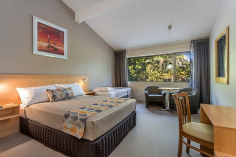 The Airport International Motel - Accommodation Whitsundays 9