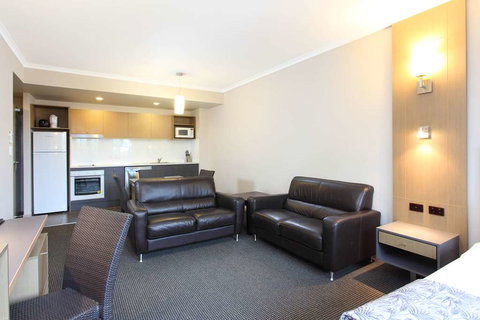 Brisbane International - Virginia - Accommodation Whitsundays 11