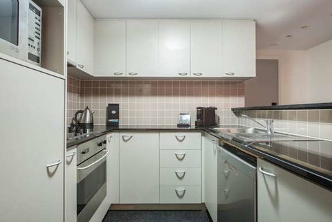 Mantra on Russell - Accommodation Whitsundays 7