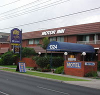 Hume Villa Motor Inn - Accommodation Whitsundays