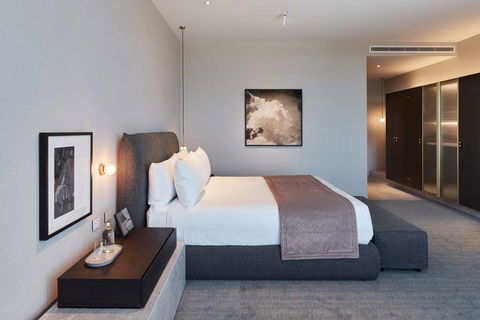 Eos By SkyCity - Accommodation Whitsundays 6