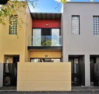 RNR Apartments Adelaide - Accommodation Whitsundays