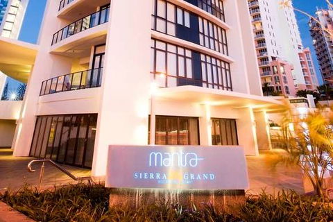 Mantra Sierra Grand - Accommodation Whitsundays 0