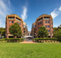 Amora Hotel Riverwalk Melbourne - Accommodation Whitsundays