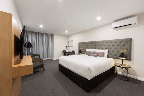 Avenue Hotel Canberra - Accommodation Whitsundays 2