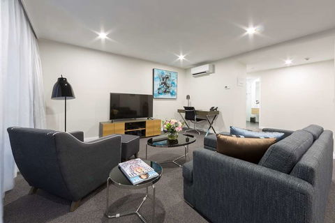 Avenue Hotel Canberra - Accommodation Whitsundays 9