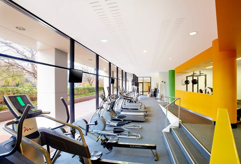 Crowne Plaza Canberra - Accommodation Whitsundays 15