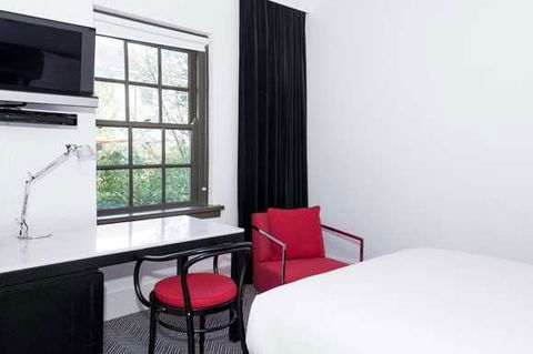 Peppers Gallery Hotel, Canberra - Accommodation Whitsundays 3