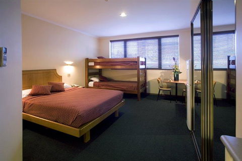 Capital Executive Apt Hotel Canberra - Accommodation Whitsundays 7