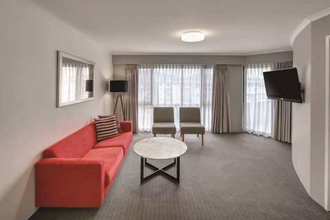 Adina Serviced Apartments James Court - Accommodation Whitsundays 4