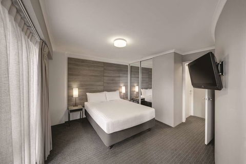Adina Serviced Apartments James Court - Accommodation Whitsundays 13