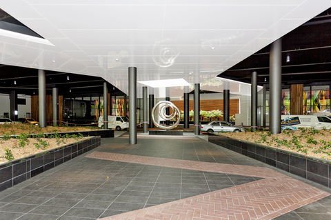 Astra Canberra Manhattan - Accommodation Whitsundays 3