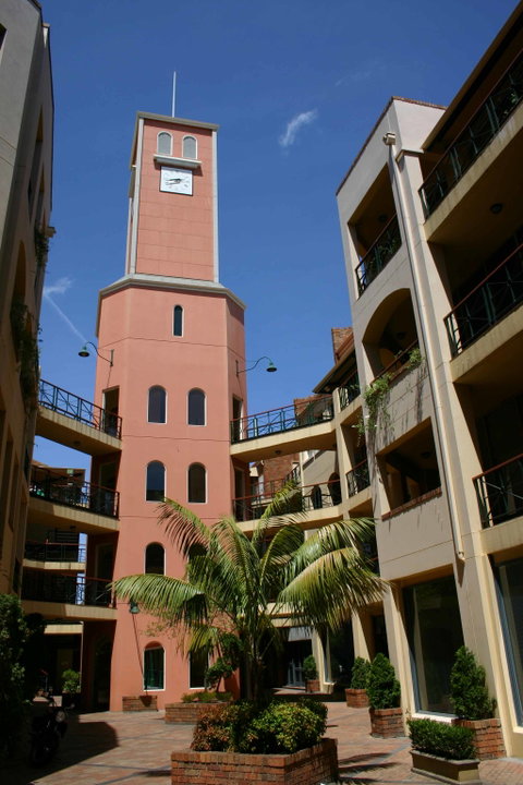 Carlton Clocktower on Lygon - Accommodation Whitsundays 0