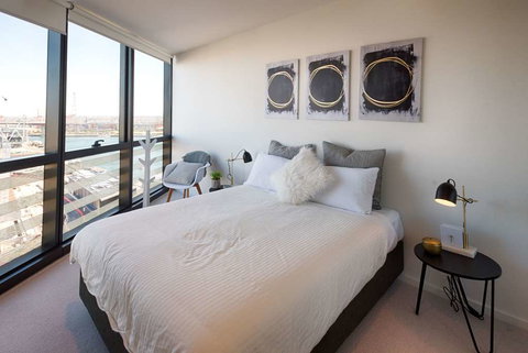 Orange Stay Apartments - Accommodation Whitsundays 9