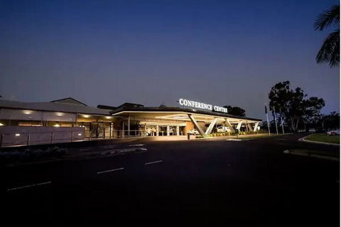 Alexandra Hills Hotel - Accommodation Whitsundays 1