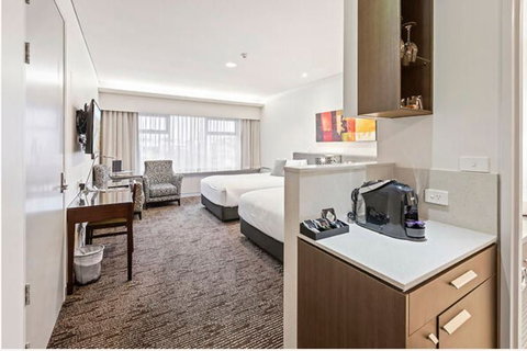 Alexandra Hills Hotel - Accommodation Whitsundays 6
