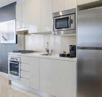Meriton Suites Zetland - Accommodation Whitsundays
