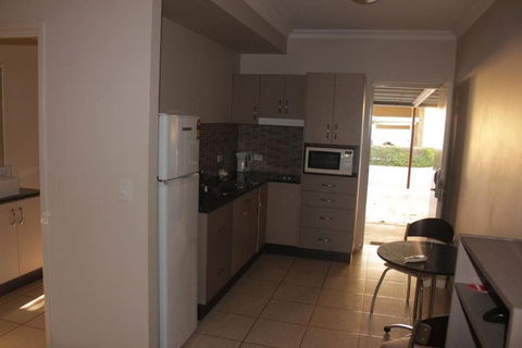 Western Gateway Motel - Accommodation Whitsundays 12