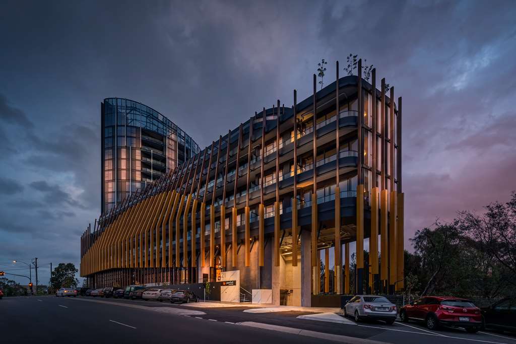 Melbourne Airport VIC Accommodation Whitsundays