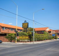 St Georges Motor Inn - Accommodation Whitsundays