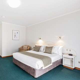 Presidential Motel - Accommodation Whitsundays 1