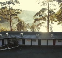 The Fox  Hounds Inn - Accommodation Whitsundays