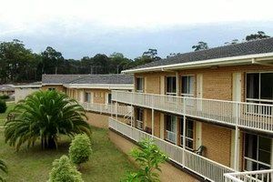Bayview Motor Inn - Accommodation Whitsundays 0