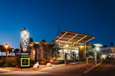 Majestic Oasis Apartments - Accommodation Whitsundays 0