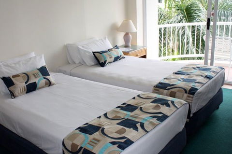 Alpha Sovereign Hotel Gold Coast - Accommodation Whitsundays 2