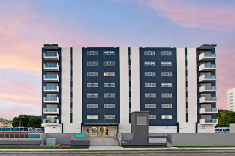 Allure Hotel and Apartments - Accommodation Whitsundays 0