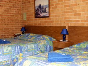 White Lanterns Motel - Accommodation Whitsundays 1