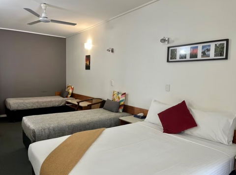 Ayr Traveller's Motel - Accommodation Whitsundays 12