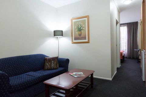 Barkly Motor Lodge - Accommodation Whitsundays 8