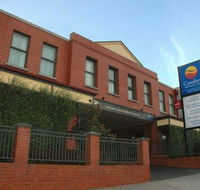 Comfort Inn  Suites City Views - Accommodation Whitsundays