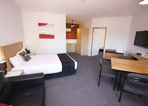 Comfort Inn Lady Augusta - Accommodation Whitsundays 4