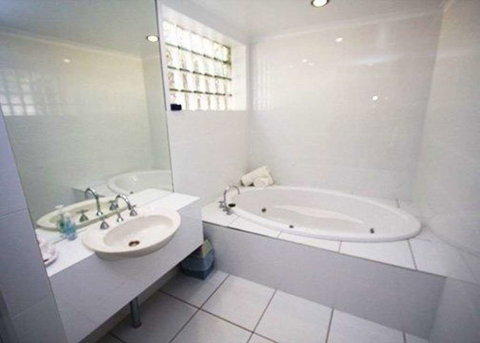 Comfort Inn Lady Augusta - Accommodation Whitsundays 10