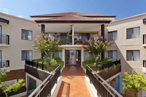 Astra Apartments The Griffin - Accommodation Whitsundays 2