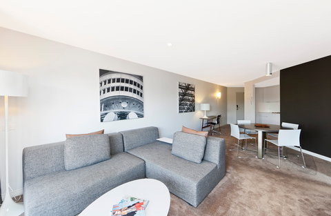 Astra Apartments The Griffin - Accommodation Whitsundays 11