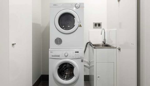 Knightsbridge Canberra - Accommodation Whitsundays 4