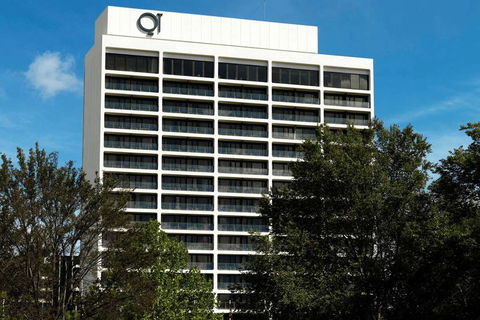 QT Canberra - Accommodation Whitsundays 0