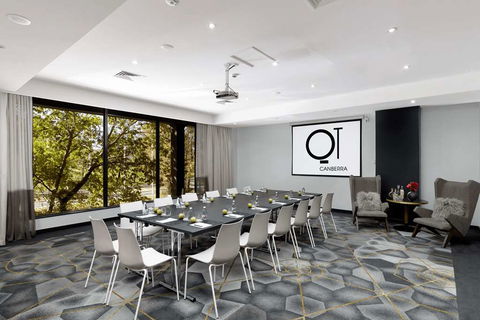 QT Canberra - Accommodation Whitsundays 8
