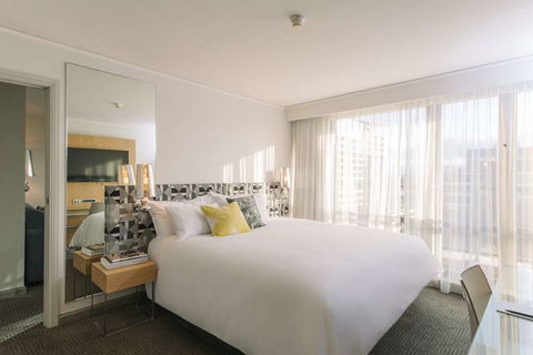 QT Canberra - Accommodation Whitsundays 16