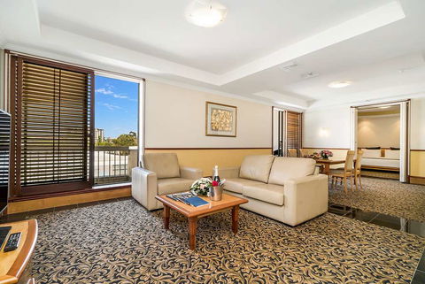 Mindil Beach Resort Casino - Accommodation Whitsundays 2