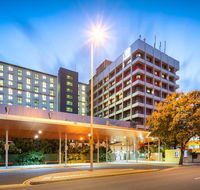H on Smith Hotel - Accommodation Whitsundays