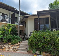 Palms City Resort - Accommodation Whitsundays