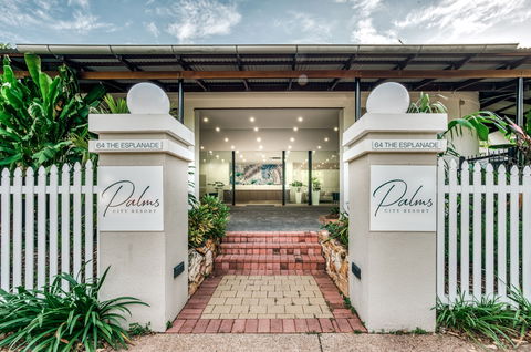 Palms City Resort - Accommodation Whitsundays 6