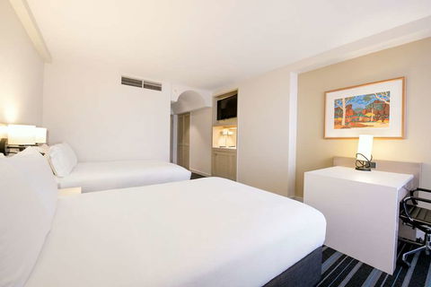 DoubleTree By Hilton Esplanade Darwin - Accommodation Whitsundays 4