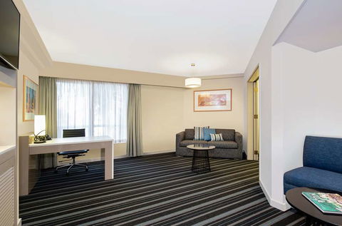 DoubleTree By Hilton Esplanade Darwin - Accommodation Whitsundays 5