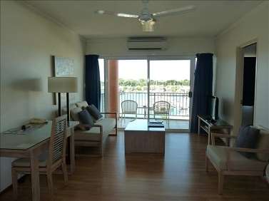 Cullen Bay Resorts - Accommodation Whitsundays 5