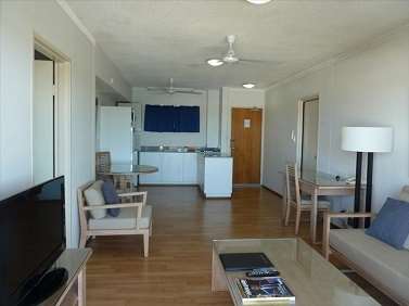 Cullen Bay Resorts - Accommodation Whitsundays 7